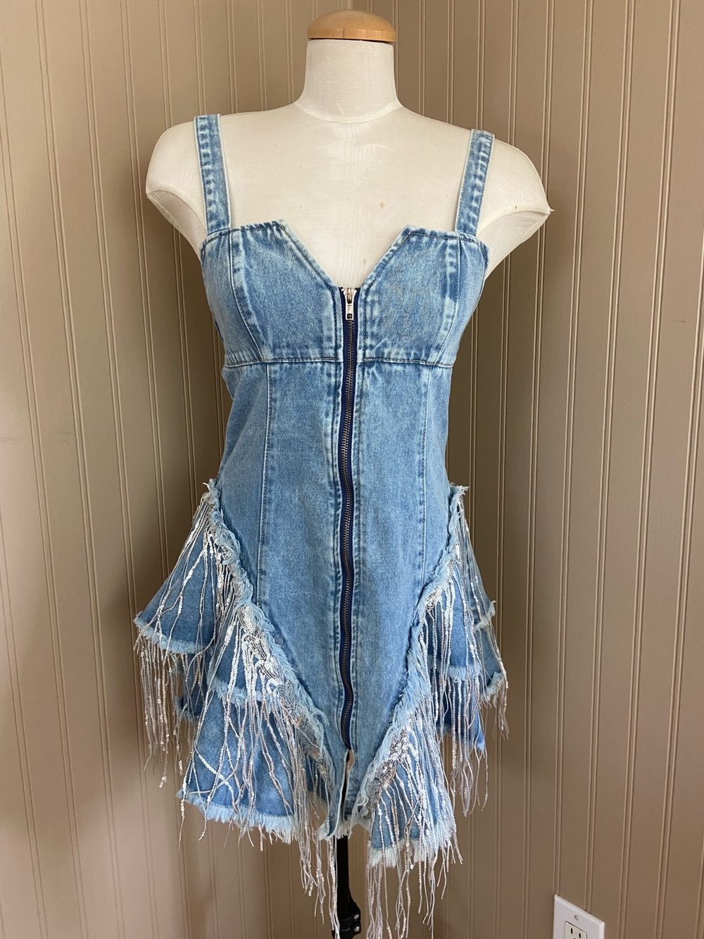 Fitted Denim Sequins Party Festival Concert Mini Dress Women’s Size Medium